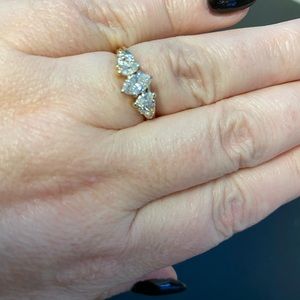 Ladies 14 Karat yellow gold diamond ring